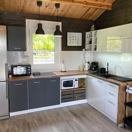 Carpinus Ii Nad Jeziorem Дом отдыха Letowo (West Pomeranian)